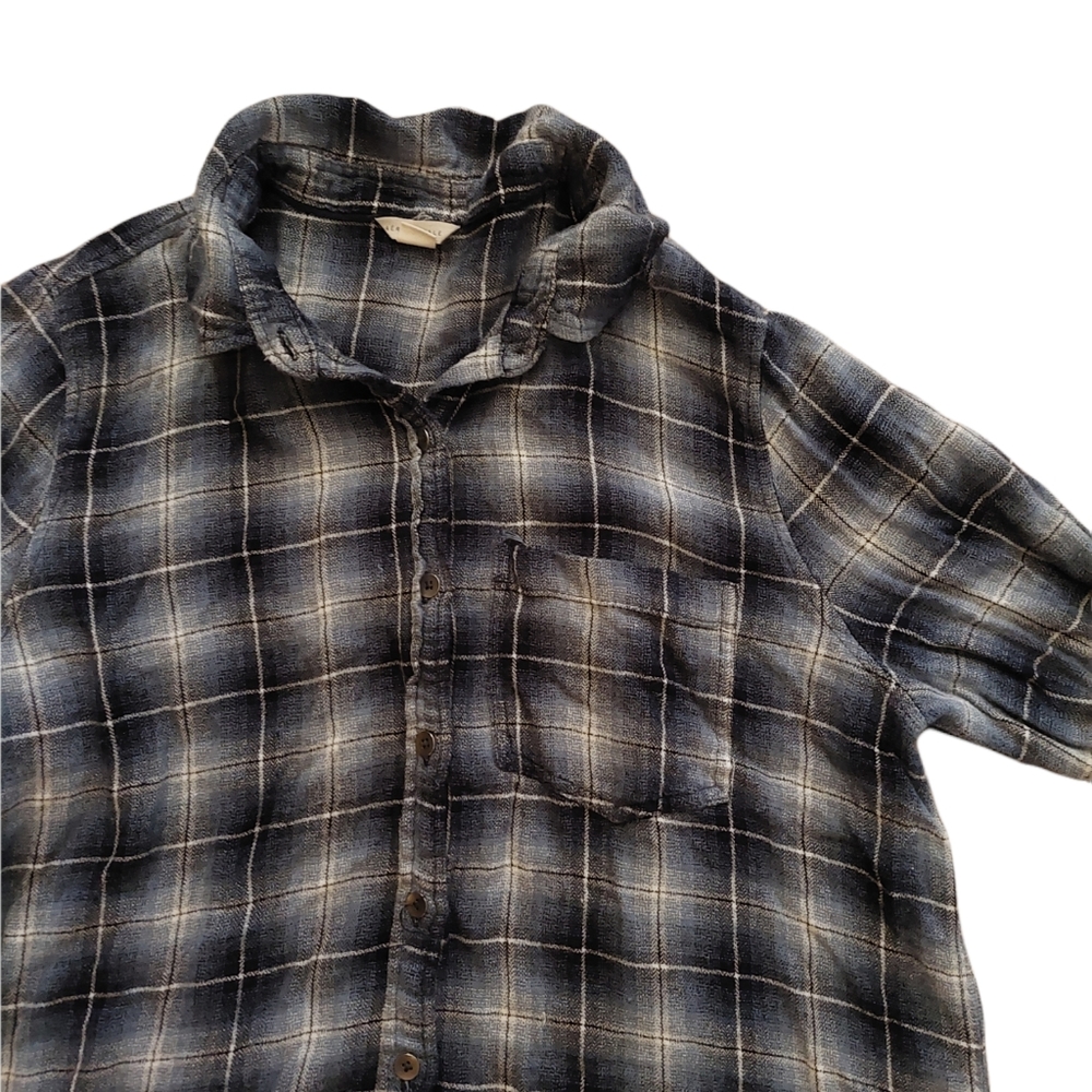 Aeropostale button down - Picture 2 of 4